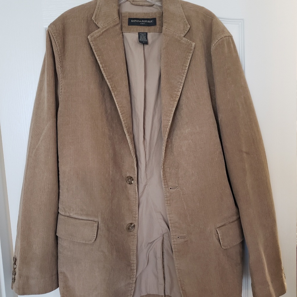 Blazer - Picture 2 of 5